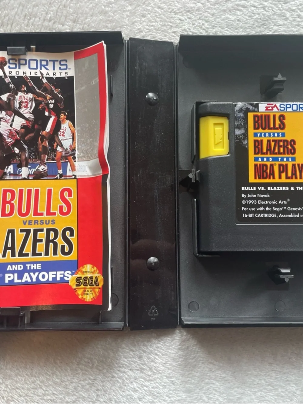 Bulls vs. Blazers and the NBA Playoffs (Sega Genesis, 1993) CIB Tested Working